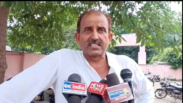 girl student attacked by knife in girl student attacked by knife in