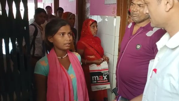 sand collapses in dholpur on five girls two dead sand collapses in dholpur on five girls two dead