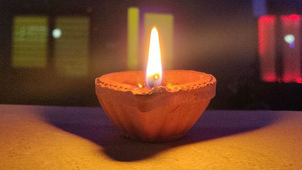 दीपप्रतिपादुत्सव: