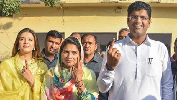 दुष्यंत चौटाला लेंगे डिप्टी सीएम पद की शपथ
