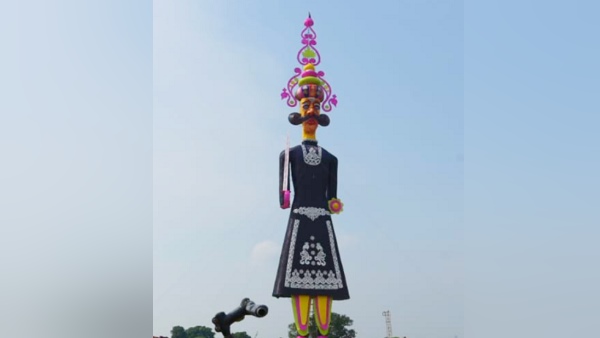 तलवार का वजन 2 क्विंटल से भी ज्यादा