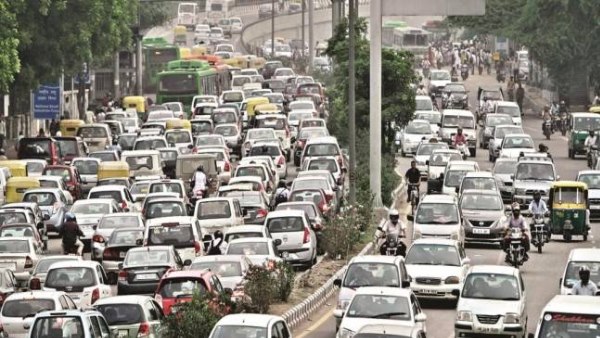 याचिका में समानता के अधिकार का उल्लंघन बताया गया है