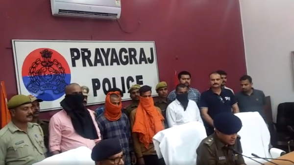 police disclose case of murder of income tax employe in prayagraj police disclose case of murder of income tax employe in prayagraj