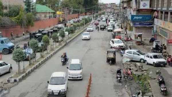 Restrictions Lifted in 99 percent Areas in Jammu & Kashmir Restrictions Lifted in 99 percent Areas in Jammu & Kashmir