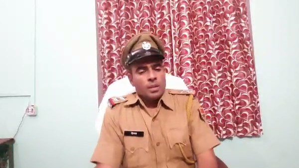 इन जगहों पर चलाए नकली नोट