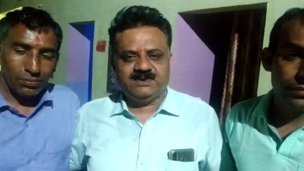 Haryana Man Build Temple in Wifes Memory in khudi Sikar Rajasthan Haryana Man Build Temple in Wifes Memory in khudi Sikar Rajasthan