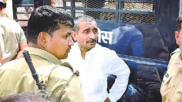 कुलदीप सिंह सेंगर पर क्या है आरोप