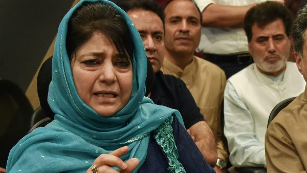 Mehbooba Mufti on Savarkar Bharat Ratna, Jammu kashmir, Mehbooba Mufti, vd Savarkar, Bharat Ratna, महबूबा मुफ्ती, वीडी सावरकर, भारत रत्न Mehbooba Mufti on Savarkar Bharat Ratna, Jammu kashmir, Mehbooba Mufti, vd Savarkar, Bharat Ratna, महबूबा मुफ्ती, वीडी सावरकर, भारत रत्न