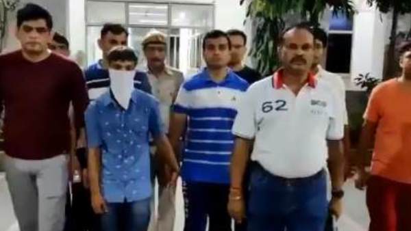 modi, niece, accused, theft, purse modi, niece, accused, theft, purse