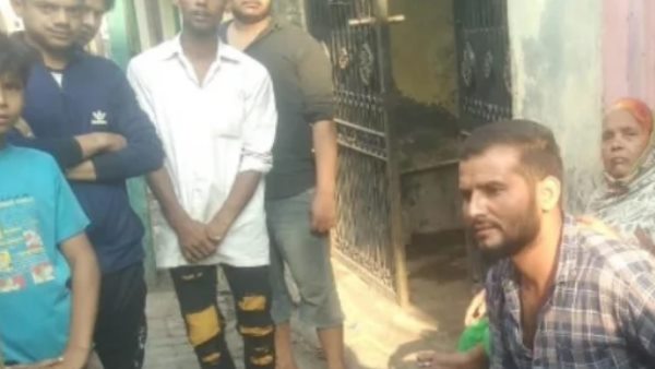 पति को छोड़ सपा नेता से की कोर्ट मैरिज