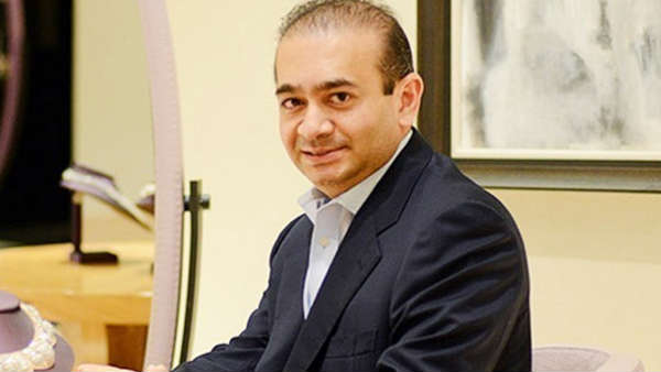 वीडियो कॉन्फ्रेंसिंग के जरिए सुनवाई पर पेश हुआ नीरव मोदी, 11 नवंबर तक बढ़ी हिरासत वीडियो कॉन्फ्रेंसिंग के जरिए सुनवाई पर पेश हुआ नीरव मोदी, 11 नवंबर तक बढ़ी हिरासत