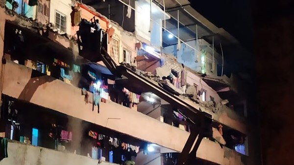 building collapsed in Virar in Maharashtras Palghar district, 5 Year Old Girl dead building collapsed in Virar in Maharashtras Palghar district, 5 Year Old Girl dead