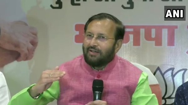 सलमान खान के घर के बाहर प्रदर्शन