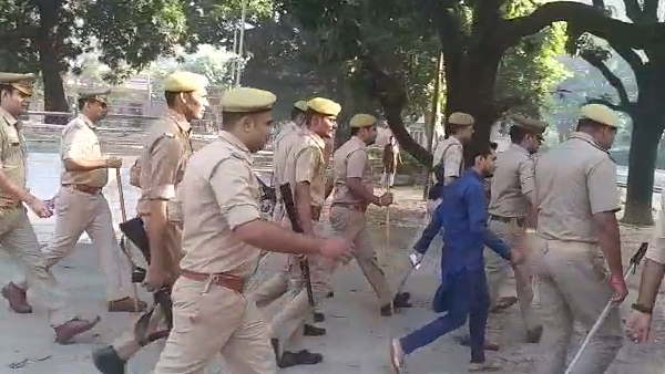 fake polling agent arrested in Rampur by election fake polling agent arrested in Rampur by election