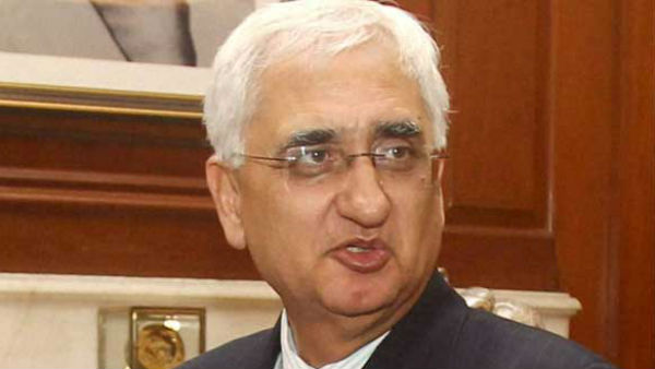 'राहुल गांधी का अध्यक्ष पद छोड़ देना कांग्रेस की सबसे बड़ी समस्या है'
