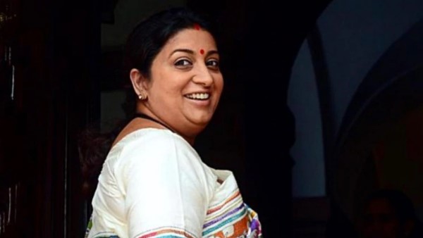 टीवी क्वीन एकता कपूर के बेटे के लिए टीचर बनीं स्मृति ईरानी