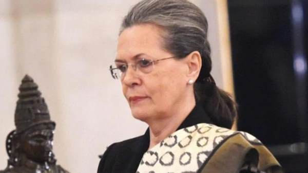 सोनिया भी प्रचार से दूर रहीं
