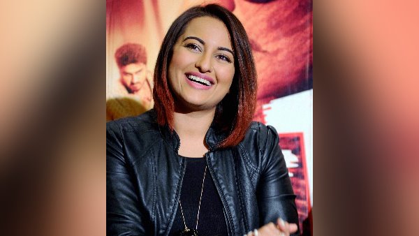 'सोनाक्षी सिन्हा कभी नहीं होगी खामोश'