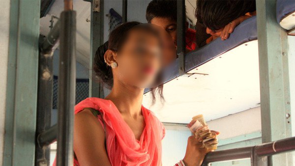 ट्रेन में आरोपी ने गलत तरीके से टच किया