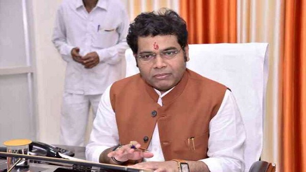 लापरवाही के भेंट चढ़ा हुआ है अस्पताल