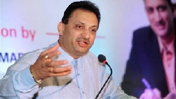 abhijeet banerjee winning nobel prize drew controversial comments from anant kumar hegde abhijeet banerjee winning nobel prize drew controversial comments from anant kumar hegde