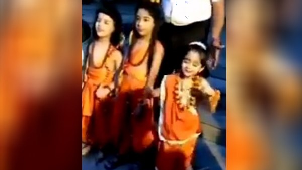 girl child dressed up as sita dance video viral on social media girl child dressed up as sita dance video viral on social media