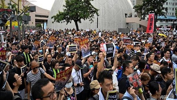 Hong Kong government bowed to fierce protests withdrawn Extradition bill Hong Kong government bowed to fierce protests withdrawn Extradition bill