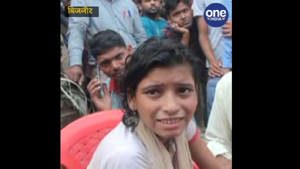 UP police arrested a thug girl in bijnor who claims as Nagkanya UP police arrested a thug girl in bijnor who claims as Nagkanya