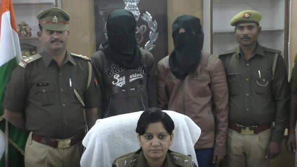 Two arrested in cheating with Ayushman card holders Two arrested in cheating with Ayushman card holders
