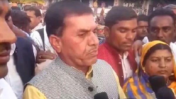 'अगर प्रज्ञा सिंह ठाकुर यहां आईं तो जिंदा जला देंगे'