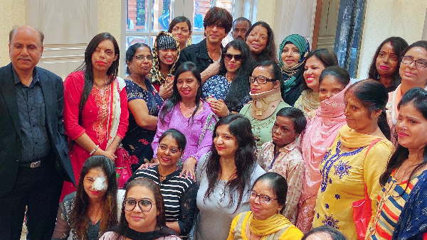 पीड़ितों के साथ दुख दर्द साझा किया