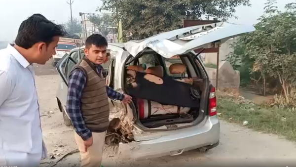 three people died in road accident in meerut three people died in road accident in meerut