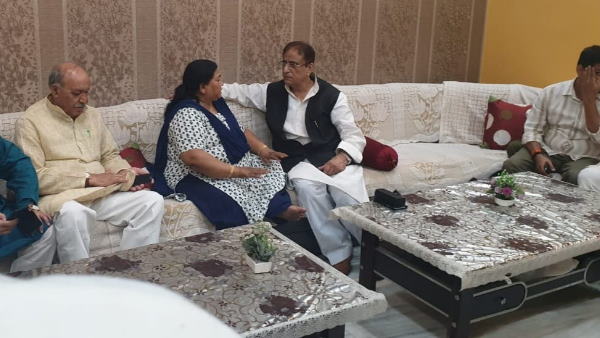 साथ देने का किया वादा