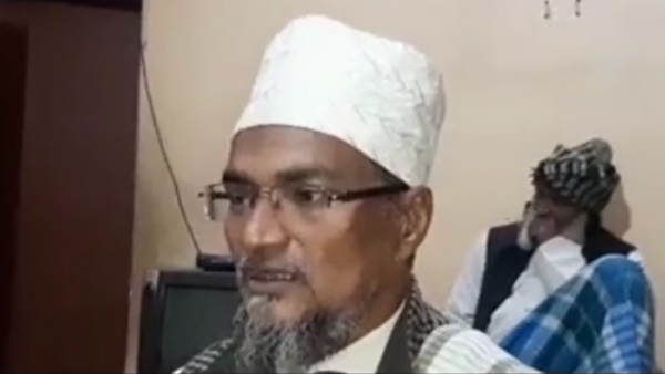 muslim man force for apology in mosque after says jai sri ram in ayodhya muslim man force for apology in mosque after says jai sri ram in ayodhya