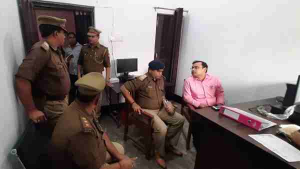 lawyers misbehaved with justice sandeep jain fir registered lawyers misbehaved with justice sandeep jain fir registered