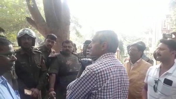 Students Clash at BHU Students Clash at BHU