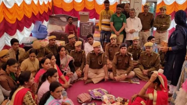 न्योता मिलते ही मदद को उठे हाथ
