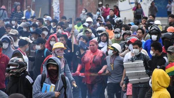 Patricia Arce, Bolivia, protest, mayor, मेयर, बोलीविया, प्रदर्शन, पेट्रीसिया एरेस Patricia Arce, Bolivia, protest, mayor, मेयर, बोलीविया, प्रदर्शन, पेट्रीसिया एरेस