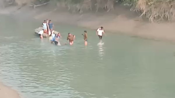 Bodies of four youths recovered from canal Bodies of four youths recovered from canal