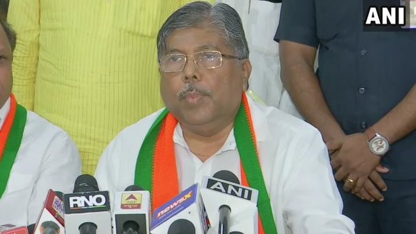 119 विधायकों के साथ हम राज्य में भाजपा सरकार बनाएंगे: पाटिल