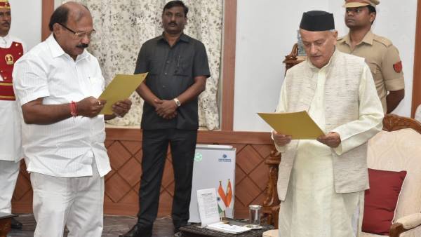 maharashtra special assembly session, maharashtra Pro tem Speaker Kalidas Kolambkar, maharashtra mla Oath, Shiv Sena NCP Congress govt, Devendra Fadnavisresign, शिवसेना कांग्रेस एनसीपी की सरकार, फडणवीस का इस्तीफा, महाराष्ट्र में किसका पलड़ा भारी, NCP shiv sena Congress CM face, supreme court order floor test, Maharashtra, maharashtra govt formation, supreme court, devendra fadnavis, sharad Pawar, uddhav thackeray, महाराष्ट्र, भाजपा, अजित पवार, देवेंद्र फडणवीस, उद्धव ठाकरे, शरद पवार maharashtra special assembly session, maharashtra Pro tem Speaker Kalidas Kolambkar, maharashtra mla Oath, Shiv Sena NCP Congress govt, Devendra Fadnavisresign, शिवसेना कांग्रेस एनसीपी की सरकार, फडणवीस का इस्तीफा, महाराष्ट्र में किसका पलड़ा भारी, NCP shiv sena Congress CM face, supreme court order floor test, Maharashtra, maharashtra govt formation, supreme court, devendra fadnavis, sharad Pawar, uddhav thackeray, महाराष्ट्र, भाजपा, अजित पवार, देवेंद्र फडणवीस, उद्धव ठाकरे, शरद पवार