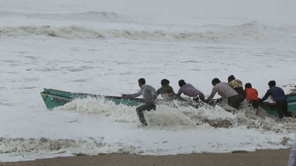 Cyclone warning Cyclone warning