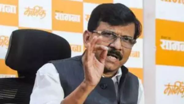 शिवसेना को साफ करनी होगी स्थिति