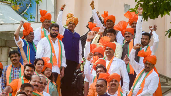अकेली लड़ी बीजेपी तो जुटा सकती है भारी बहुमत