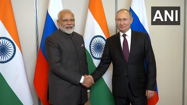 pM Modi holds bilateral meeting with Russian President Putin on the sidelines of BRICS 2019 Summit pM Modi holds bilateral meeting with Russian President Putin on the sidelines of BRICS 2019 Summit