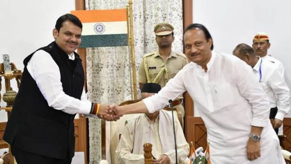 सरकार बचाने के लिए हर हाल में पास करना होगा फ्लोर टेस्ट