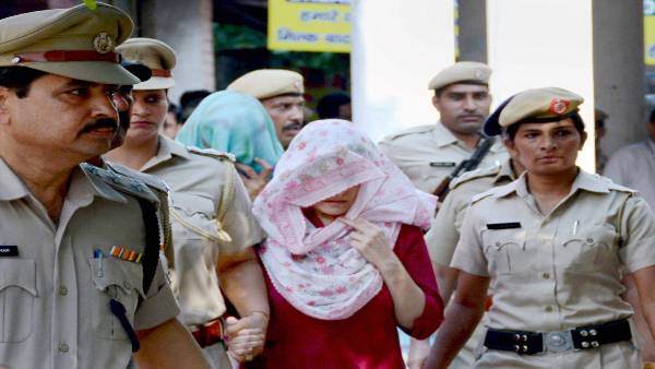 हनीप्रीत के आश्रम पहुंचने से बढ़ी डेरे की रौनक