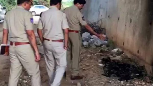 another Burnt body of a woman found in Shamshabad hyderabad another Burnt body of a woman found in Shamshabad hyderabad