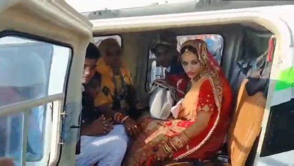dulha dulhan used helicopter from ajitpura to Sultana Chirawa Jhunjhunu dulha dulhan used helicopter from ajitpura to Sultana Chirawa Jhunjhunu