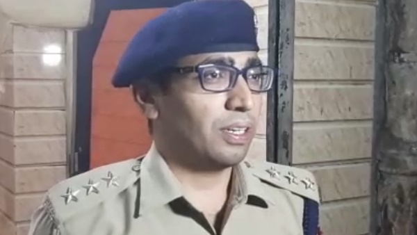 युवती का शव दो तीन दिन पुराना